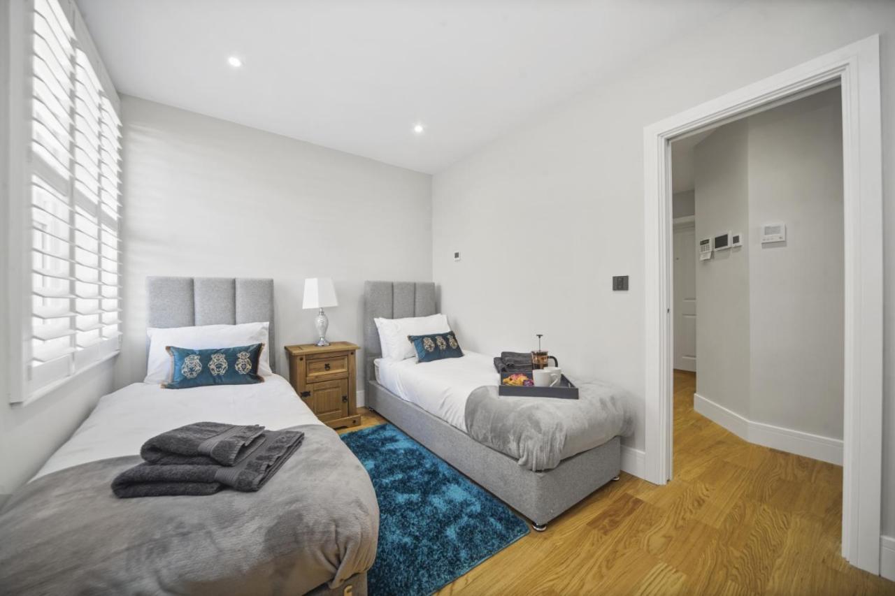 Flat 1 Bridge House Apartment Staines-upon-Thames Exterior photo